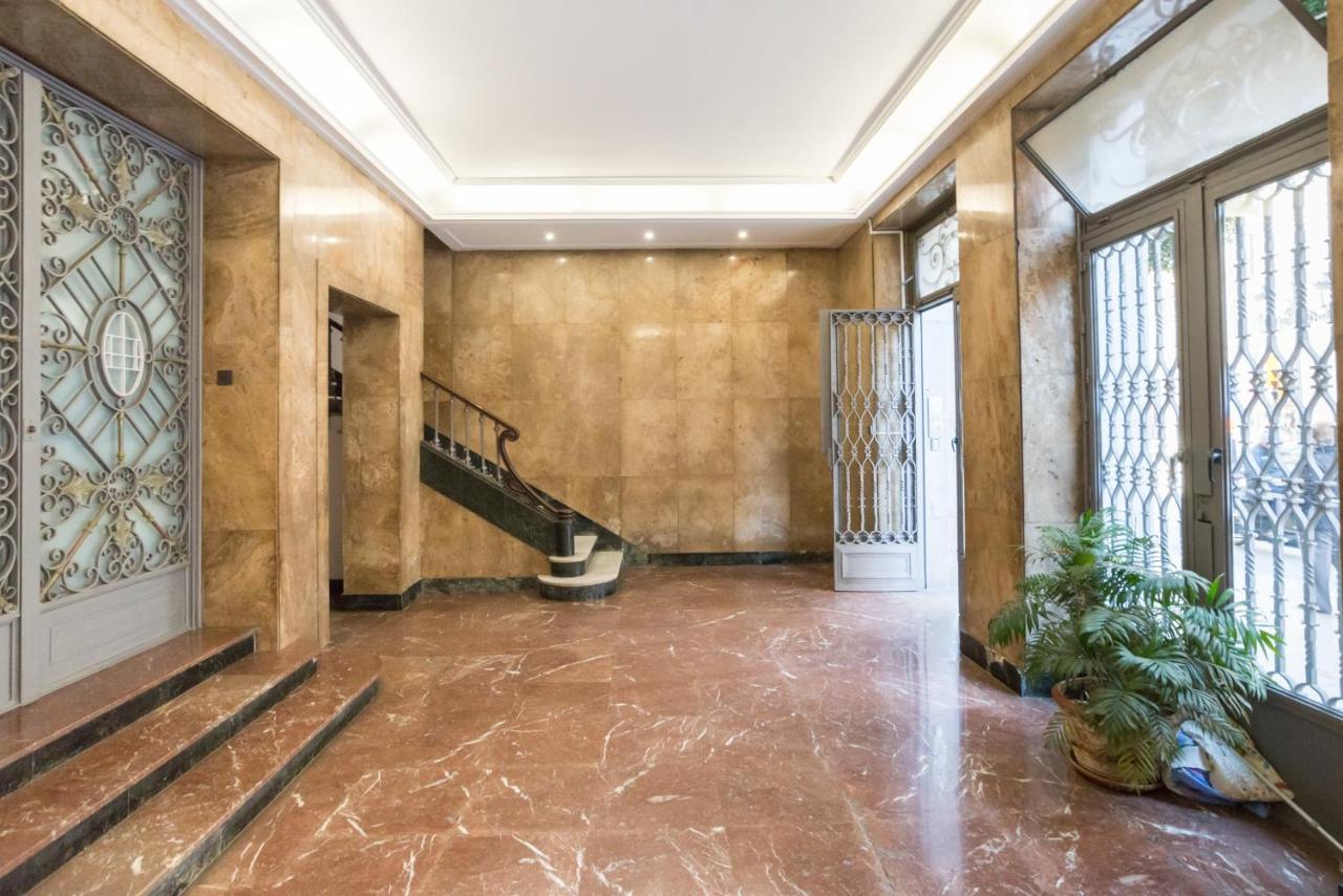 Urbe10 Atarazanas Premium Loft 4 Apartment Malaga Ngoại thất bức ảnh